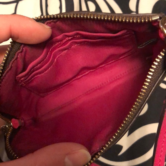 Coach wristlet - Picture 2 of 2